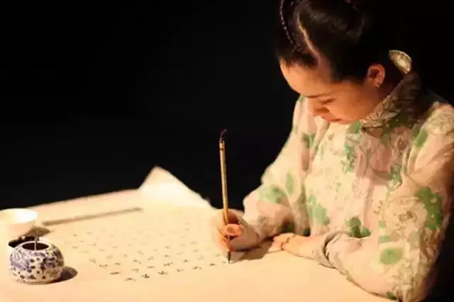 书法，是女人最好的化妆品3